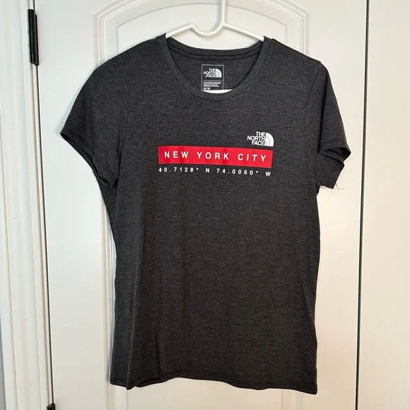 The North Face Women’s Tee Gray New York City - Picture 1 of 3